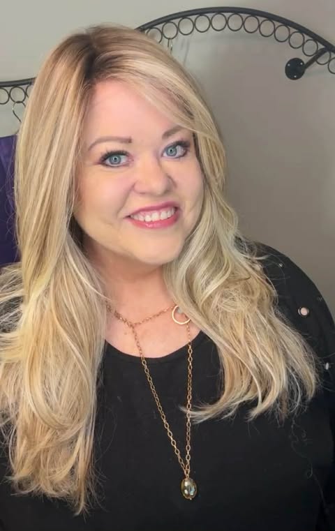 Rowena Honey Blossom HS Comfort Luxury Wig LW3 LF1