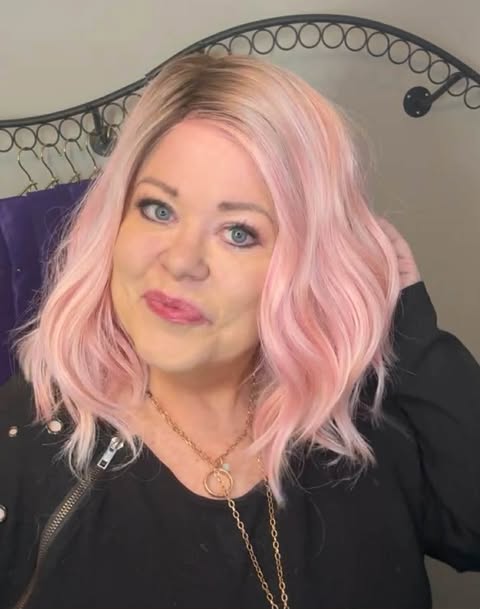 Royal Cotton Candy HS NWT Standard Luxury Wig LW3 HA1