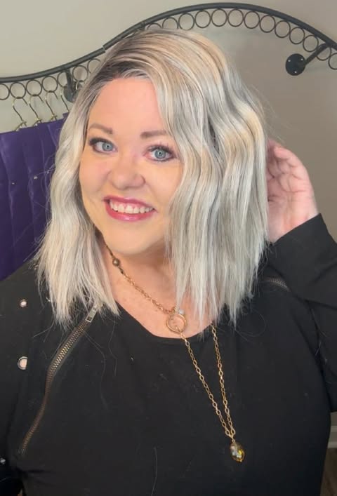 Madeline Silver Blonde HS Standard Luxury Wig LW3 HA1