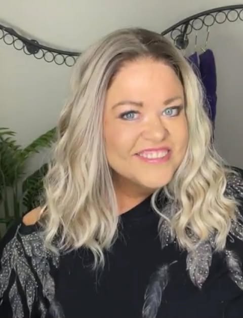 Midnight Muse NWOT HS Swiss Luxe Wig LW3-AC1