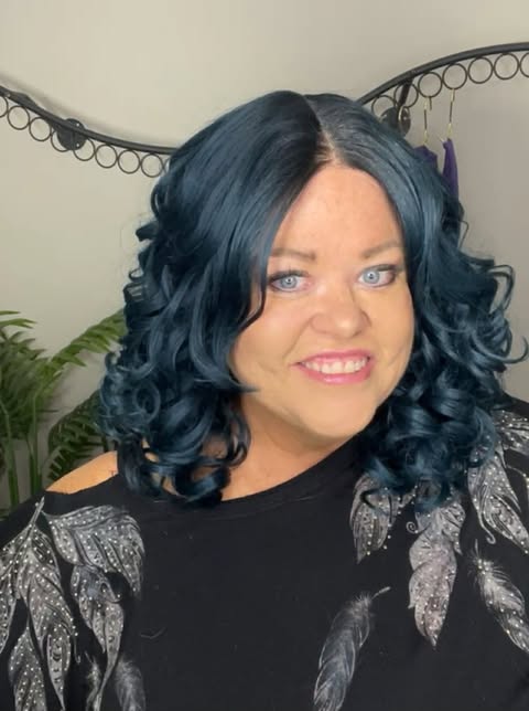 Untamed Beauty Electric Blue HS Basic Wig LW3
