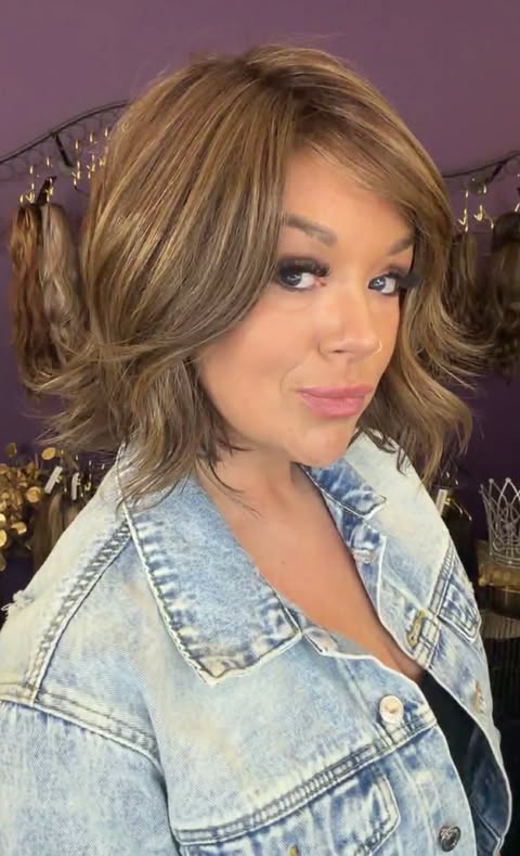 Wig 1002 Moonlight Mocha HS Comfort Luxury Wig *Sample A Not Returnable* LW3