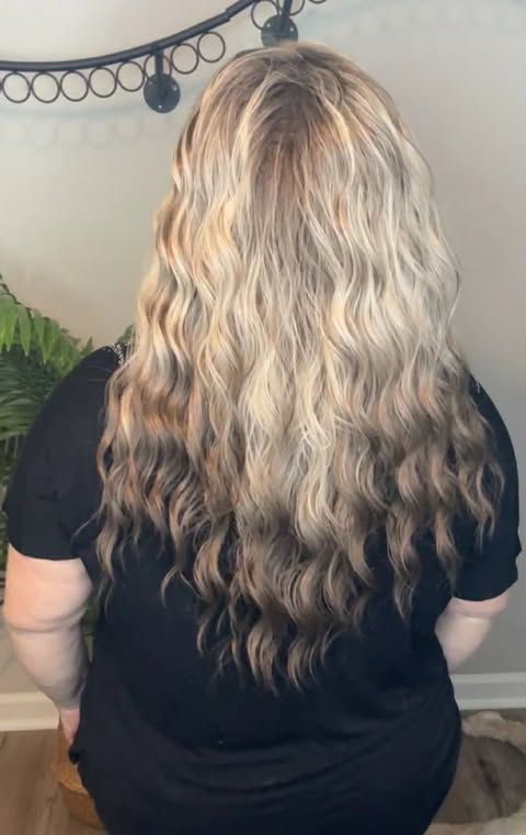 Allegra Ash Melt blonde NWOT HS Swiss Luxe Wig LW3 AC1