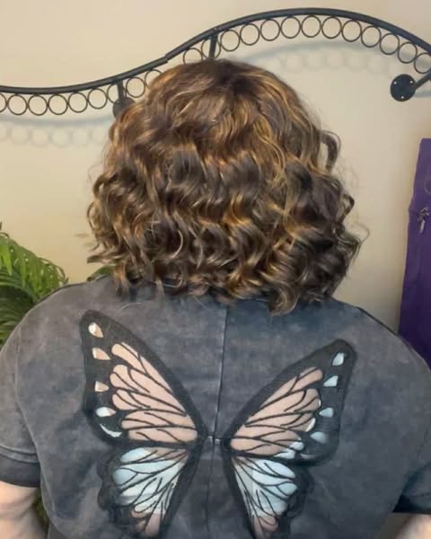 SAGE CARAMEL CHOCOLATE HS NWOT BASIC WIG LW3