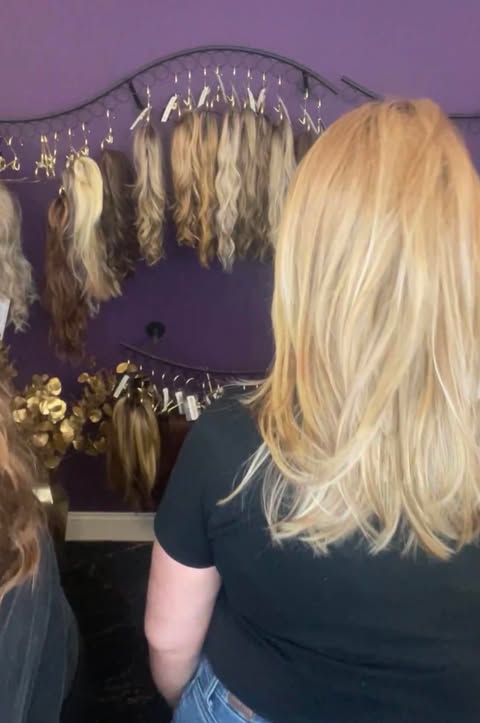SCENE STEALER WHEAT HONEY BLONDE HS NWT Luxury Wig BY SBS LW3-AC1