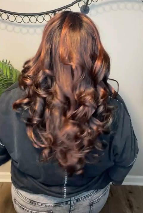 VIENNA DESERT SUNSET HS NWOT BASIC WIG LW3