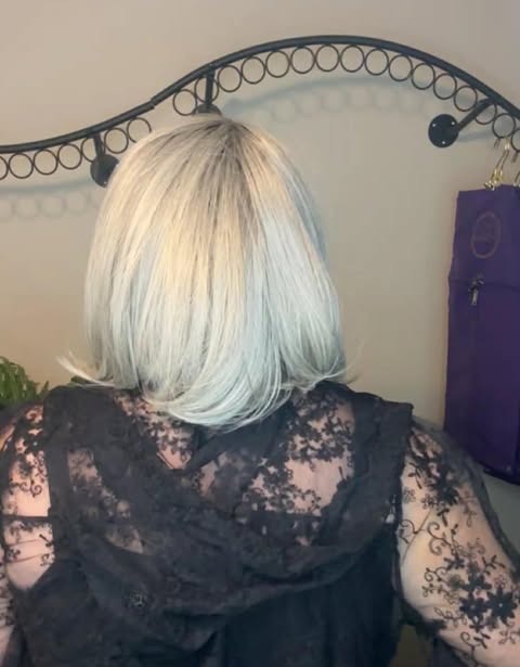 RIVER SILVER BROWN HS LUXURY WIG RENE OF PARIS LW3 TH1