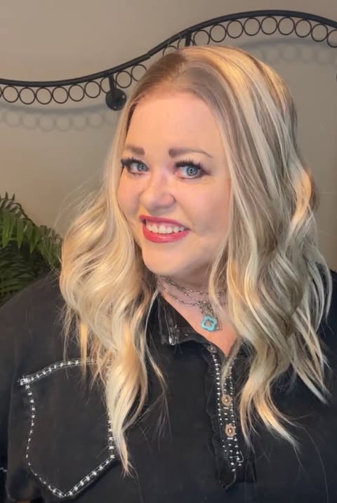 Dominance Delivered NWOT SWISS LUXE WIG TN1 AC1