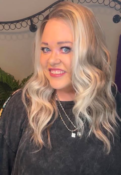 BROOKE VANILLA SILK HS NWOT SWISS LUXE WIG LW3-AC1