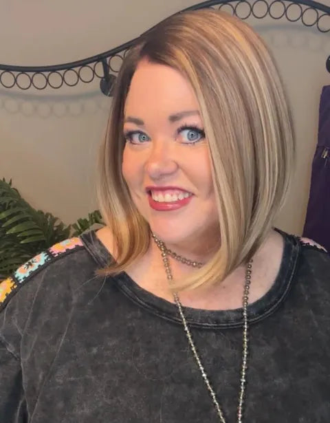 BREAK THE SILENCE NWOT HUMAN HAIR BLEND WIG LW3-AC1