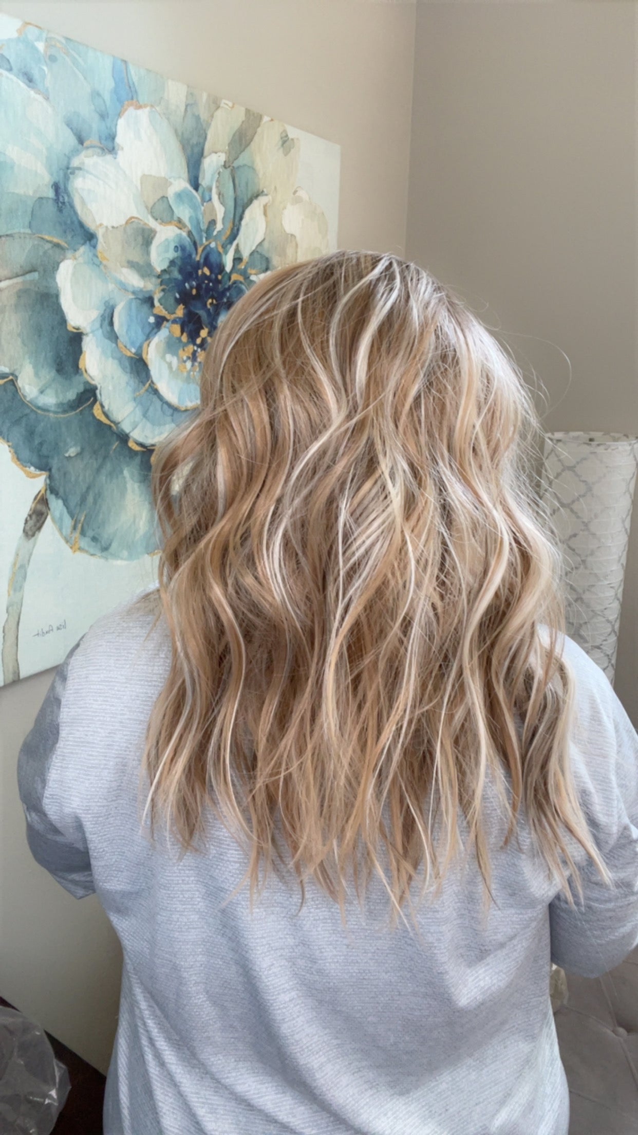 Close to Flawless COOL SMOKY BEIGE HS NWOT SWISS LUXE WIG TN1-AC1