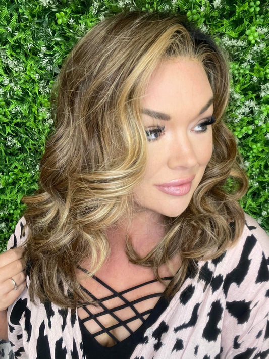 Gabriella Mocha Swirl HS Standard Luxury Wig LW3-SF1 Moderate Wear