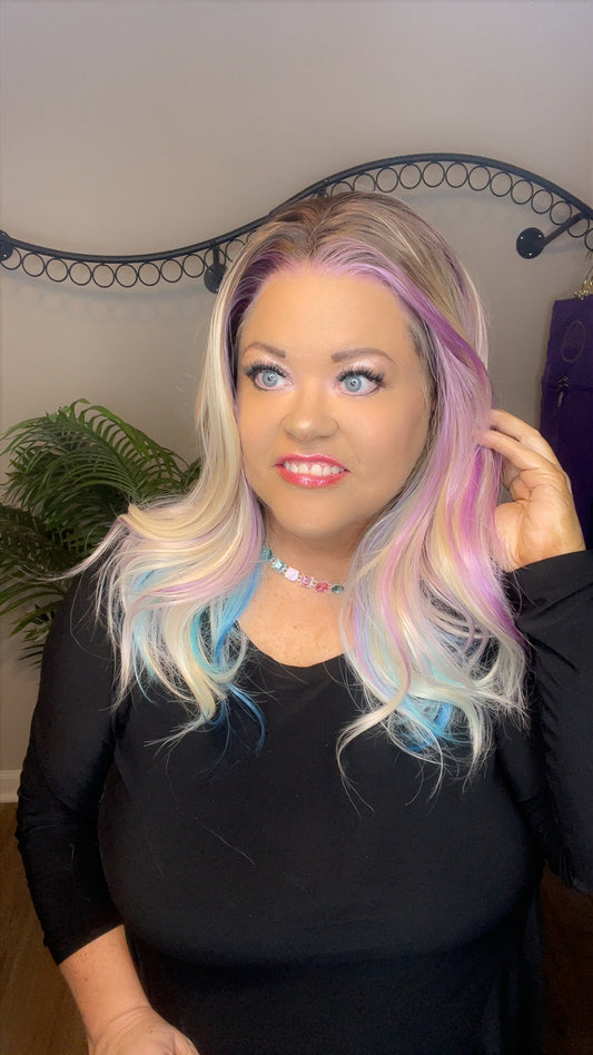 Siren Arctic Glow NWOT HS Swiss Luxe Wig NW3