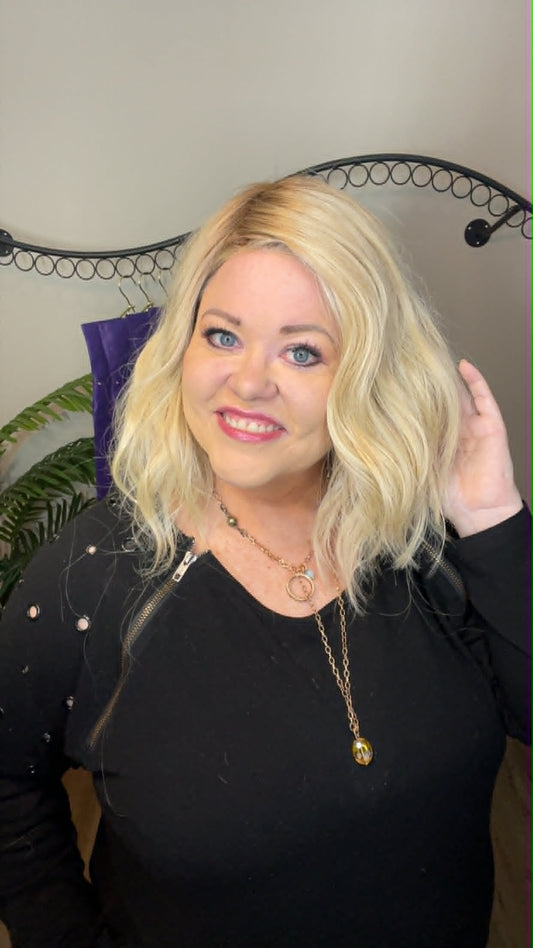 Royal Champagne Blonde HS Standard Luxury Wig LW3-AC1