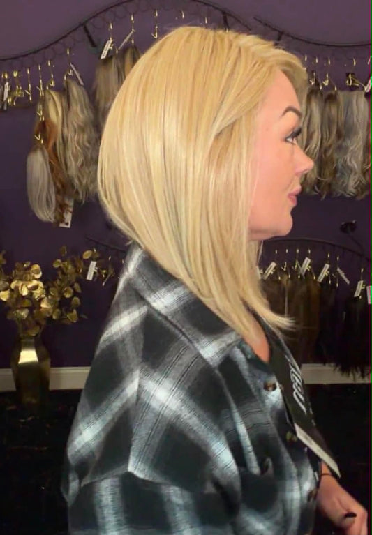 Calabasas buttercream blonde HS NWT Luxury Wig by Belle Tress LW3-AC1