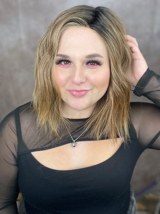 Madeline Mocha Swirl HS NWT Standard Luxury Wig LW3-AC1