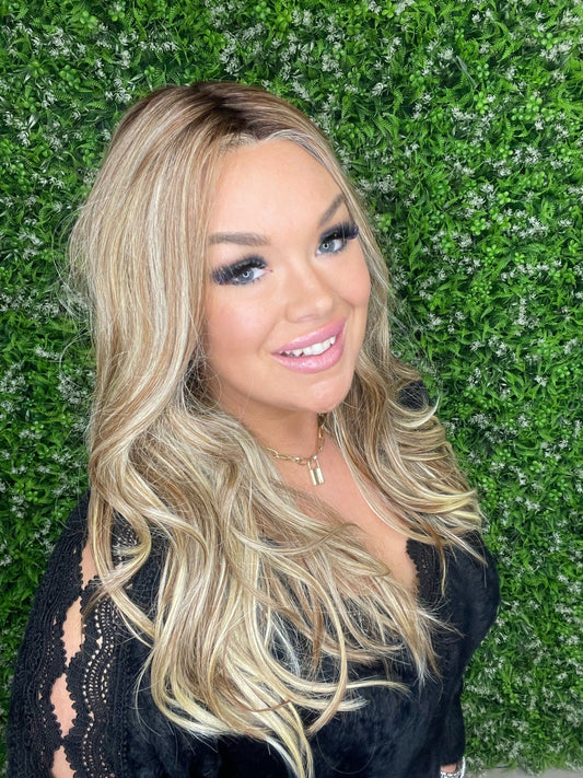 Ashley Creamy Caramel HS Standard NWT Luxury Wig LW3-AC1