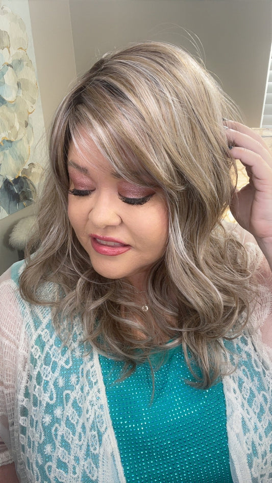Rosalyn 2.0 Ash Blonde HS Standard Luxury Wig LW3 GB1