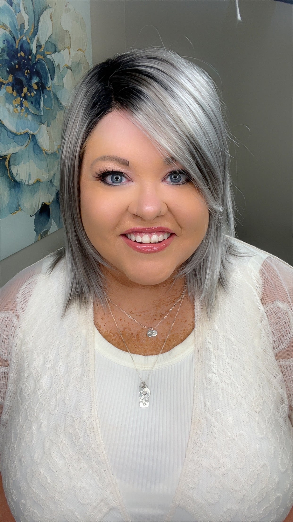 Tess Smoked Silver Cream NHS Signature Luxury Wig LW3 LC1