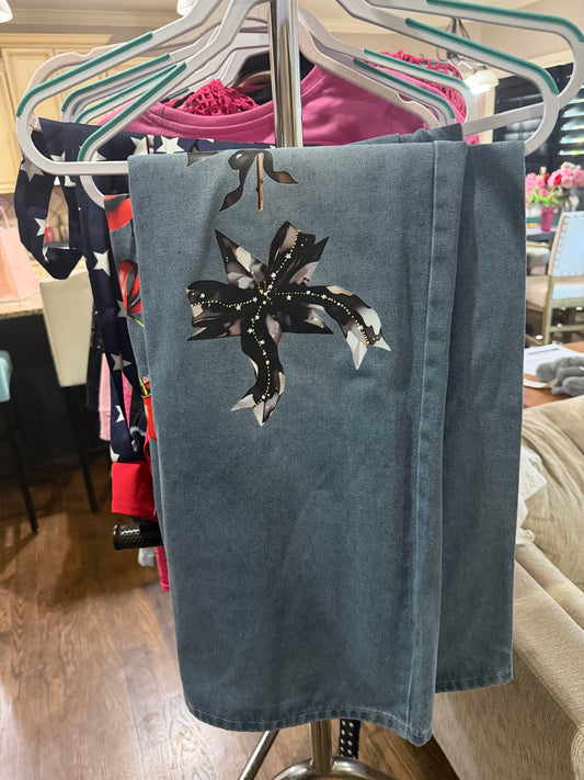 Black Ribbon & Denim Jean size L NWOT