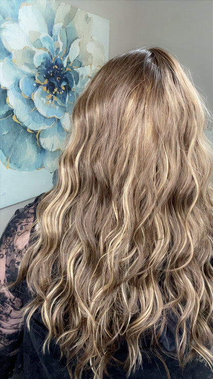 DIVA HAZELNUT HS NWOT MACHINE CAP BETTER THAN BASIC WIG TN1-AC1