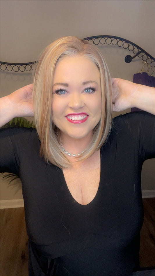 Carin Smoky Beige Blonde HS Swiss Luxe Wig LW3