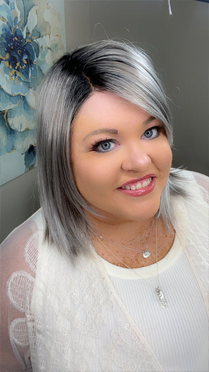 Tess Smoked Silver Cream NHS Signature Luxury Wig LW3 LC1