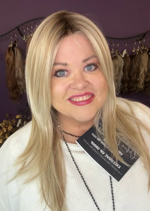 Vail Amber Blonde HS HT NWT Luxury Wig by Velvet Noire LW3-AC1