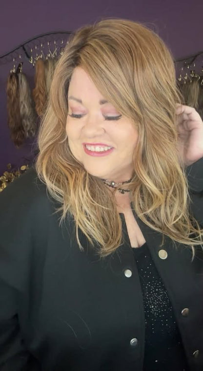 Rosalyn 2.0 Truffle Cream HS Standard Luxury Wig LW3 GB1