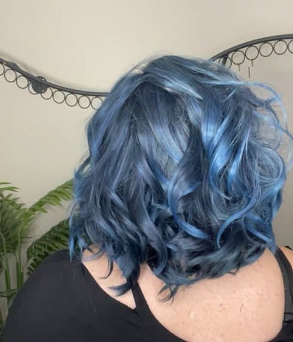 Take a Stand Electric Blue HS Basic Wig LW3