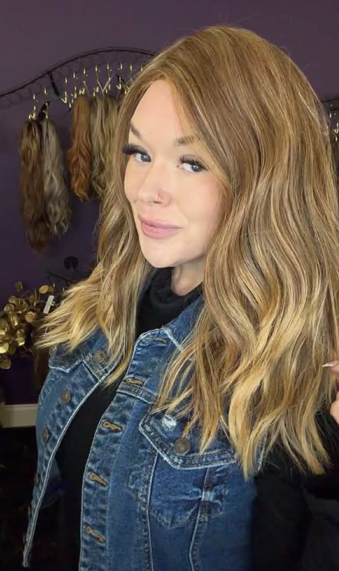 Phoenix Peanut Butter HS NWOT Standard Luxury Wig LW3-AC1
