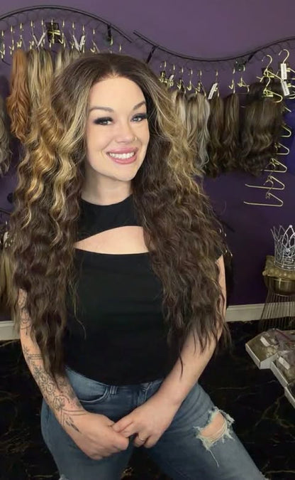 HALF MOON NWOT Basic Wig LW3-AC1