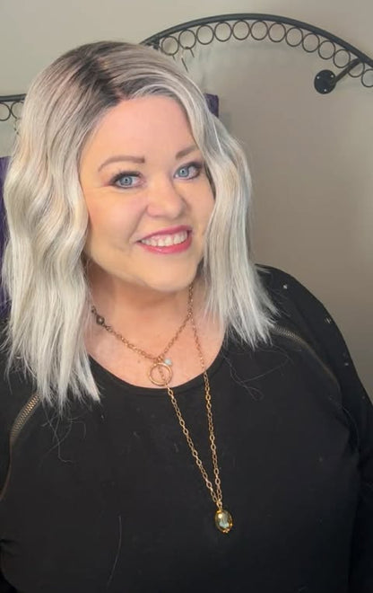 Madeline Silver Blonde HS NWOT Standard Luxury Wig LW3 HA1