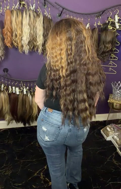 HALF MOON NWOT Basic Wig LW3-AC1
