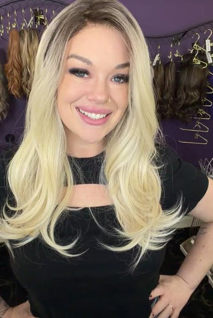 COLD FLAME NWOT Basic Wig LW3-AC1