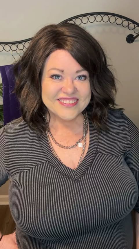REMI BRAZILIAN BROWN HS NWT Standard Luxury Wig LW3 HA1