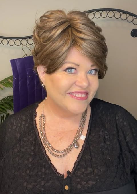 Kacey NR Moonlit Mocha NWOT HS Comfort Luxury Wig LW3
