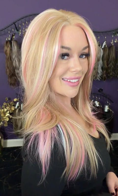 CRUEL SUMMER HS NWOT BASIC WIG LW3-AC1