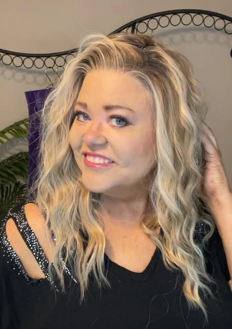 Aria Smoky Beige Blonde HS Swiss Luxe Wig TN1 AC1