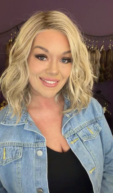 Jillian Glazed Blonde Extended Lace NWOT Luxury Wig LW3