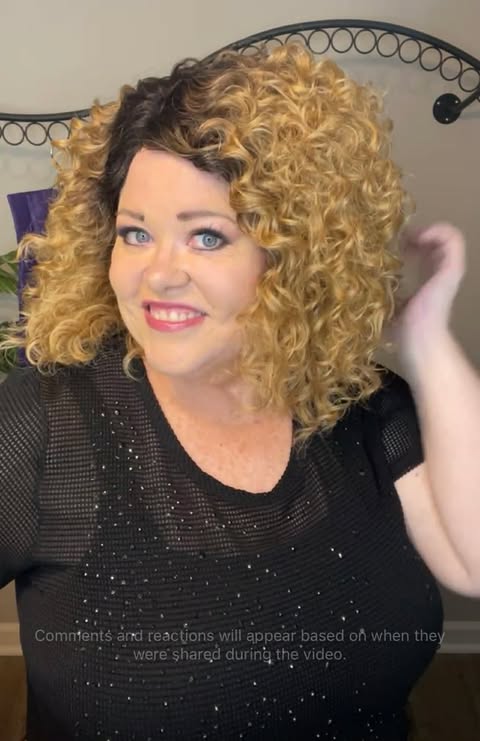 I'm That Girl NWOT Basic Wig LW3-AC1