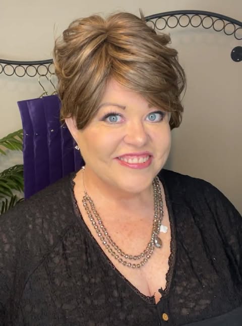Kacey NR Moonlit Mocha NWOT HS Comfort Luxury Wig LW3