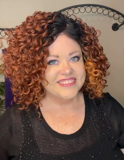 UNSTOPPABLE Auburn NWOT BASIC WIG LW3-AC1