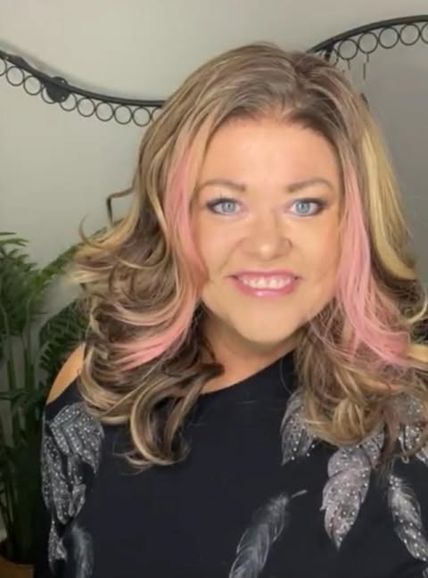 Petal Power Pink NWOT HS Basic Wig LW3