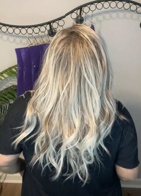 Piper Taupe Silk Blonde HS NWOT Swiss Luxe Wig LW3-AC1