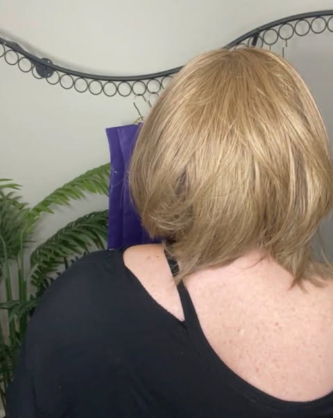 Soft Desire HS NWOT Basic Wig LW3-AC1
