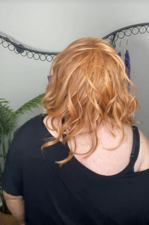 LAUREN STRAWBERRY BLONDE HS NWT Comfort Luxury Wig LW3-AC1