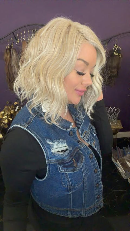 MOOD BOOSTER CREAM BRULEE HS NWT Luxury Wig by SBS LW3-AC1
