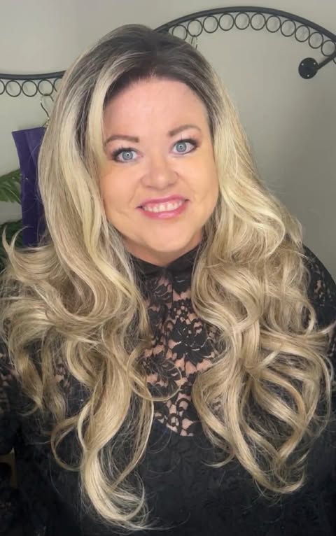 Simone Dark Ash Balayage HS  NWOT Basic Wig LW3