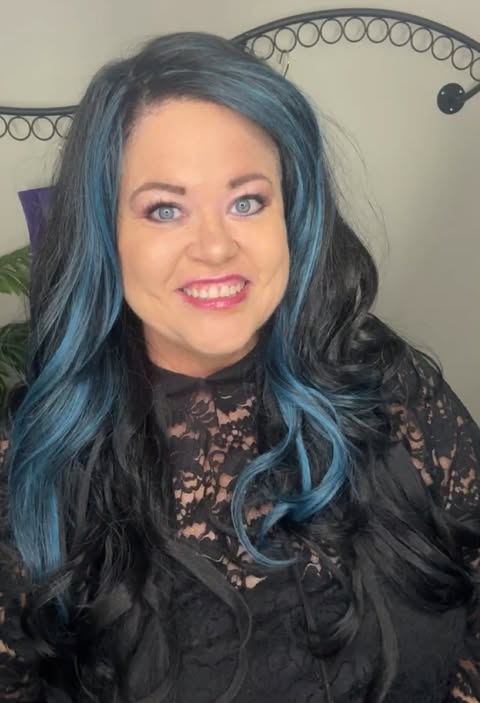 Adriana Blue Flame NWOT HS Basic Wig LW3